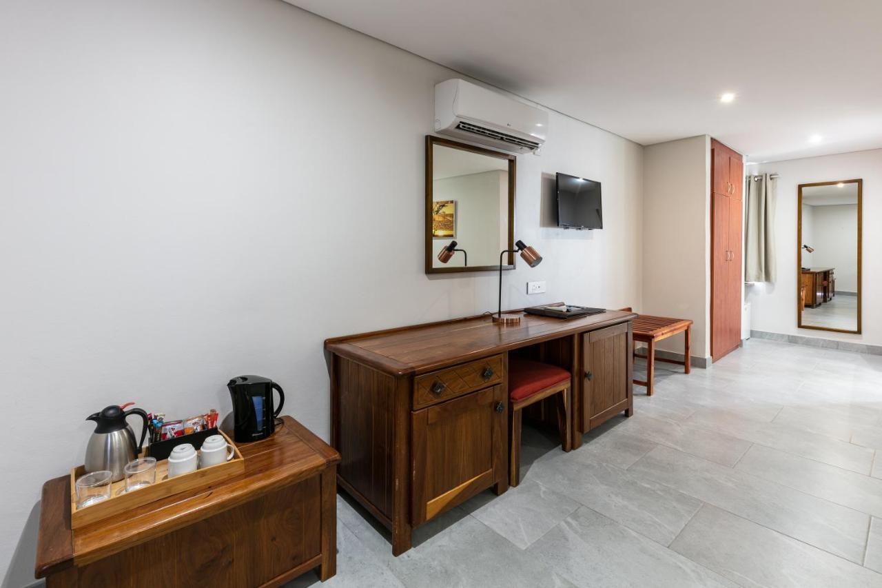 Cresta Jwaneng Hotel Buitenkant foto